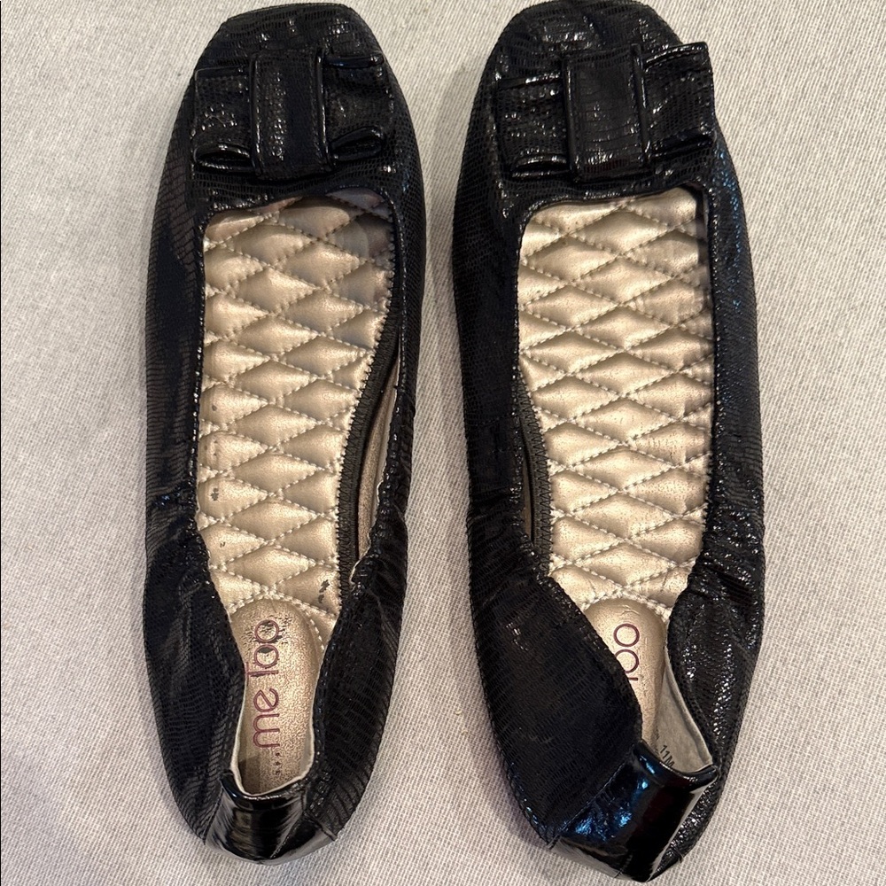 Me Too Shiny Black Flats with Bow Size 11